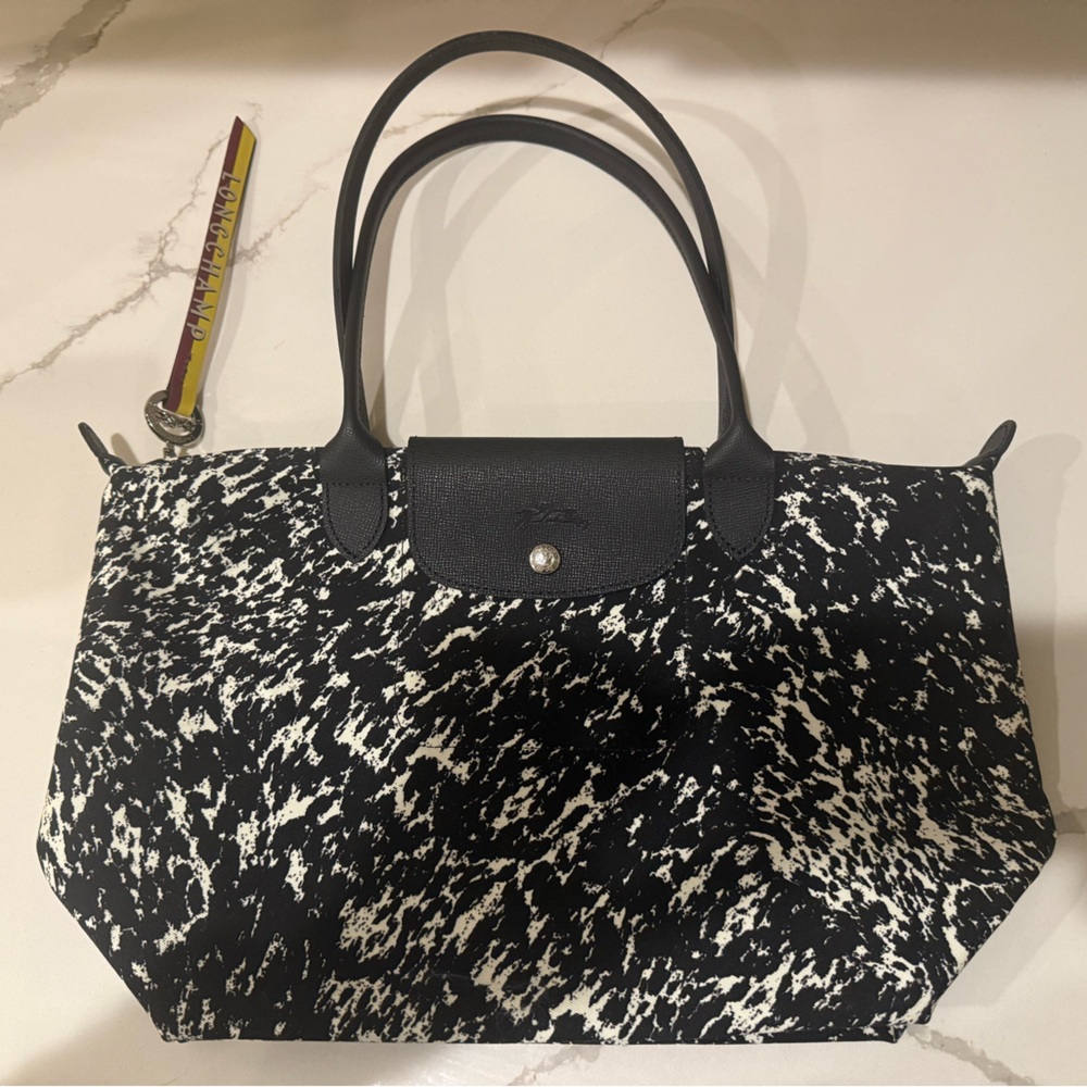 Limited Edition Longchamp Le Pliage BLK & White